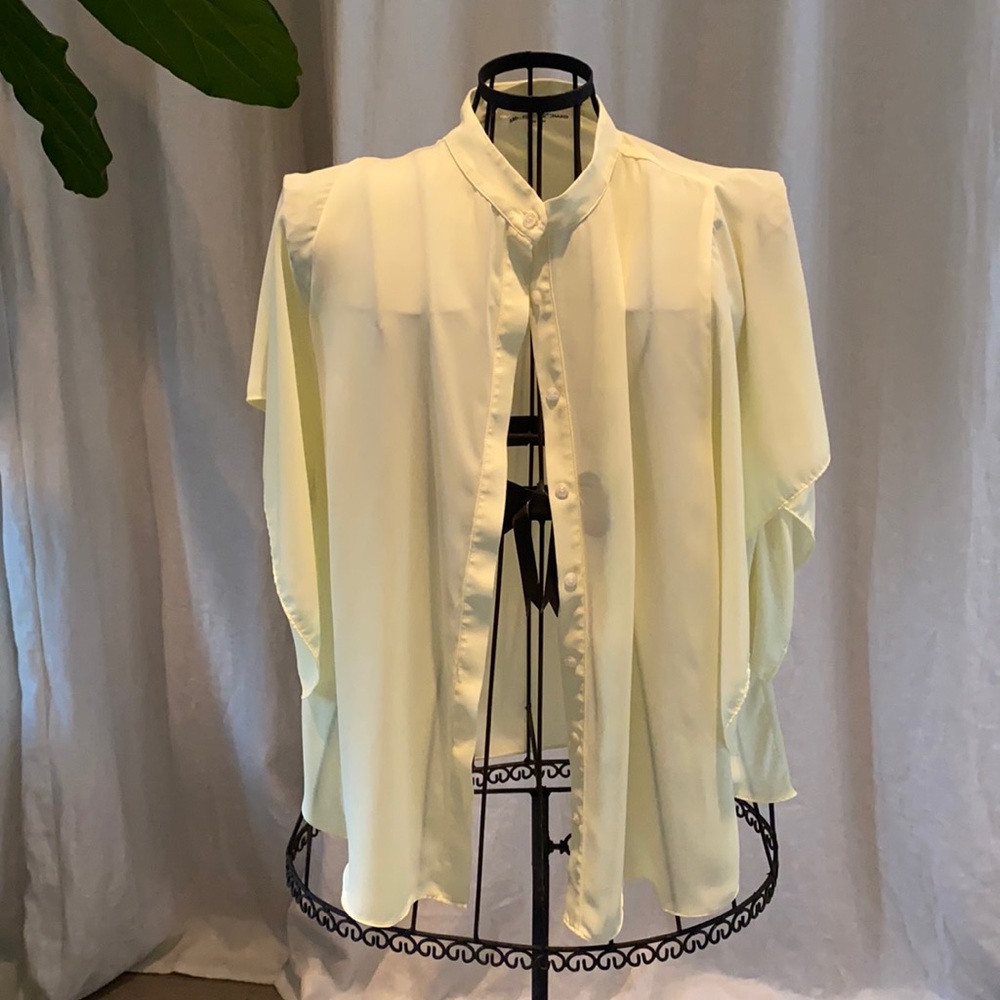 Amanda Uprichard yellow flutter sleeve blouse M